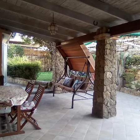 Il Glicine Apartment *