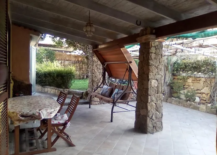 Il Glicine Apartment *